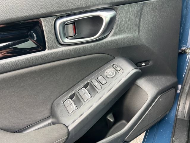 Used 2025 Honda Civic Sport image 32
