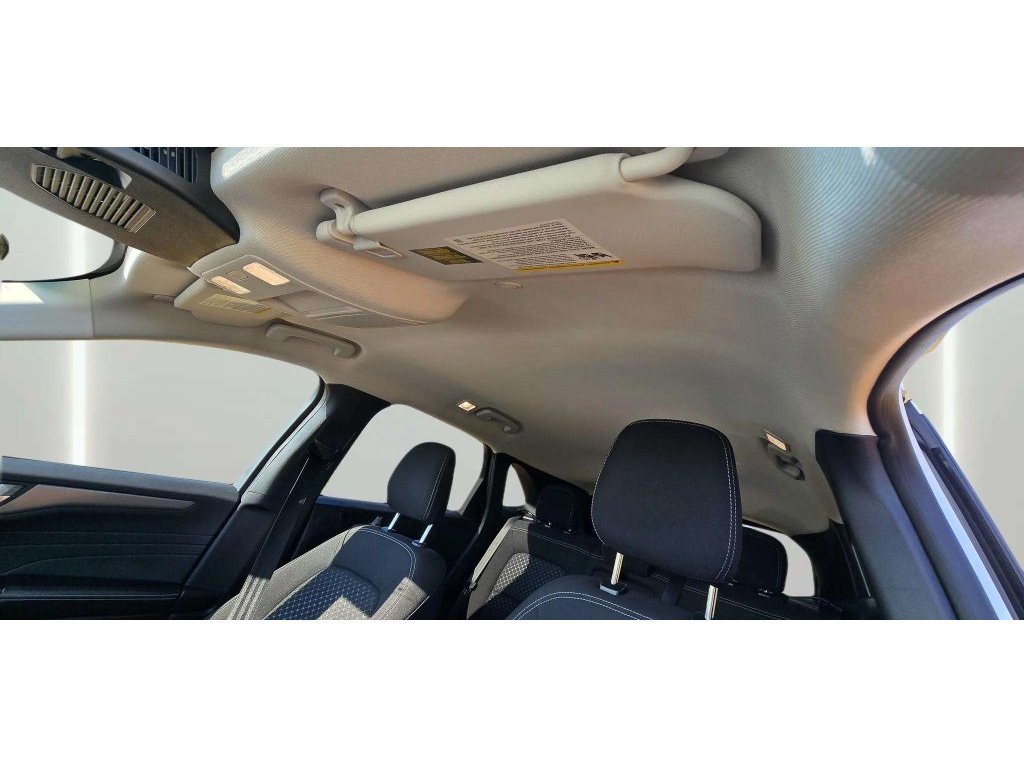 Used 2023 Ford Escape Active w/ Tech Pack #2 AWD/4WD image 9