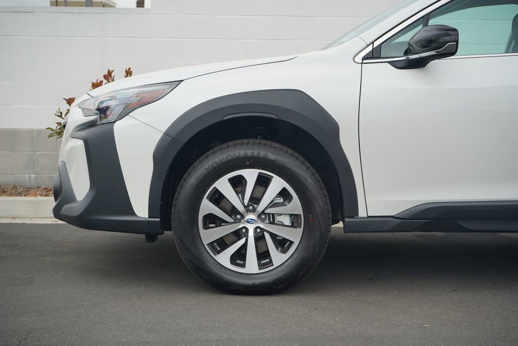 Certified 2025 Subaru Outback Premium image 2