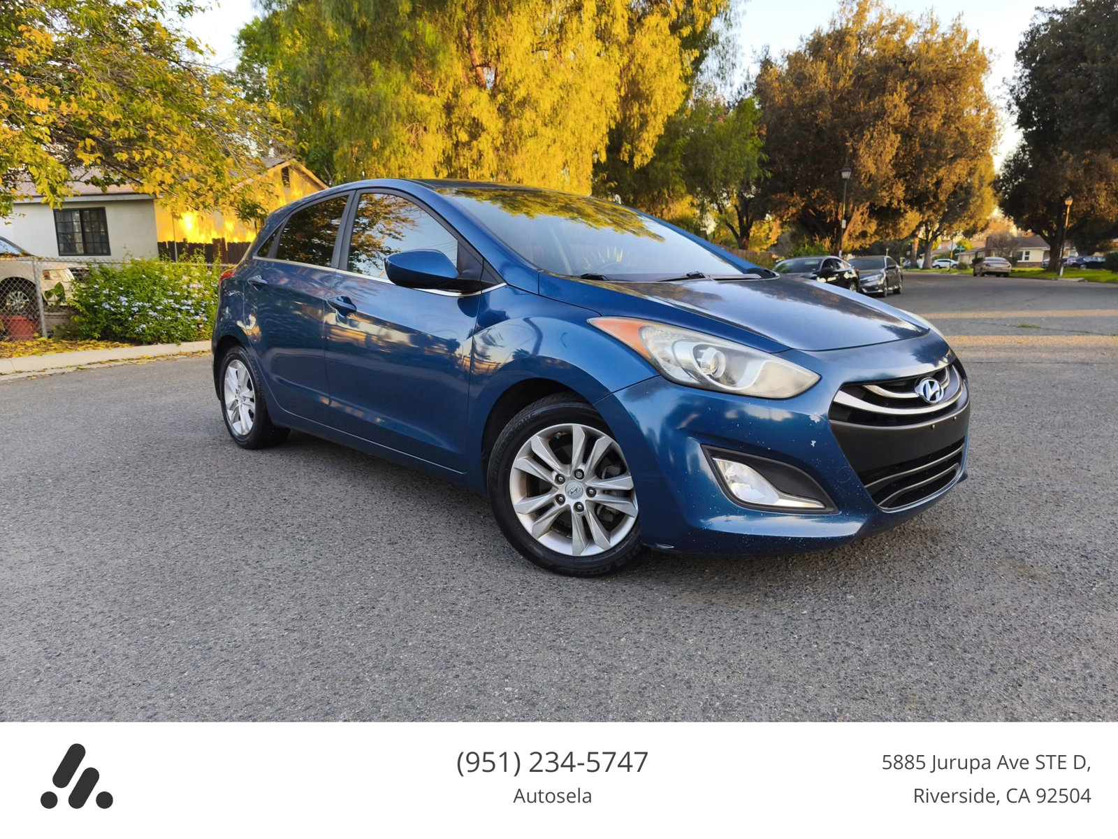 Used 2015 Hyundai Elantra GT image 2