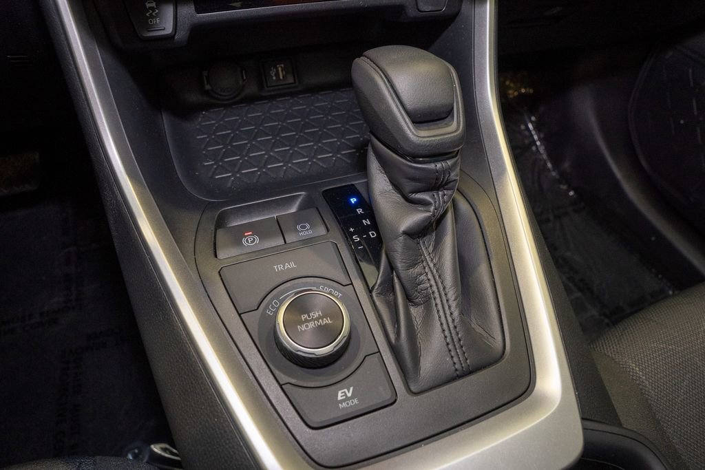 Certified 2023 Toyota RAV4 XLE image 16