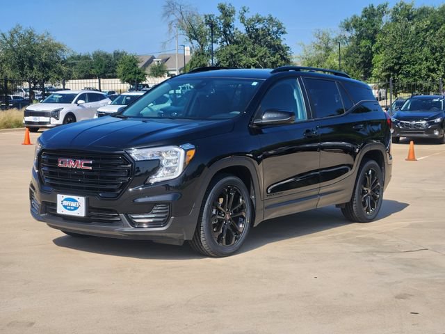 Used 2022 GMC Terrain SLE w/ Driver Convenience Package FWD image 3