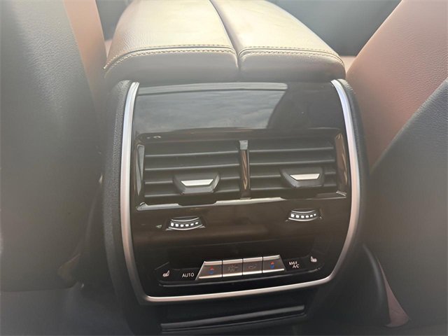 Used 2019 BMW X7 xDrive40i w/ Premium Package image 24