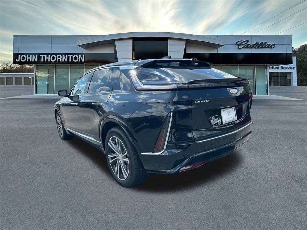 New 2025 Cadillac Lyriq Luxury image 7