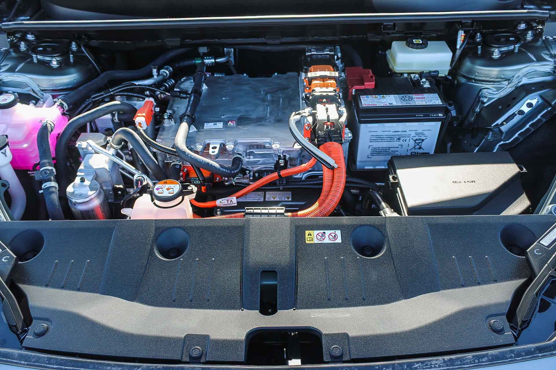 New 2026 Toyota C-HR AWD/4WD image 14