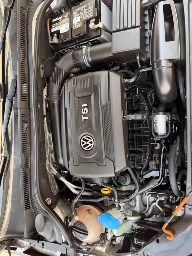 Used 2014 Volkswagen Jetta GLI FWD image 31