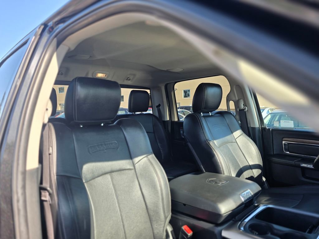 Used 2017 RAM 1500 Laramie w/ Convenience Group image 10