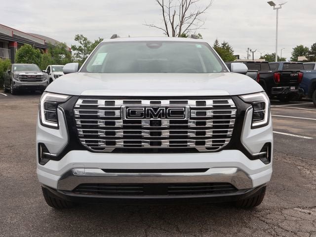 New 2026 GMC Terrain Denali w/ LPO, Black Badging Package AWD/4WD image 2