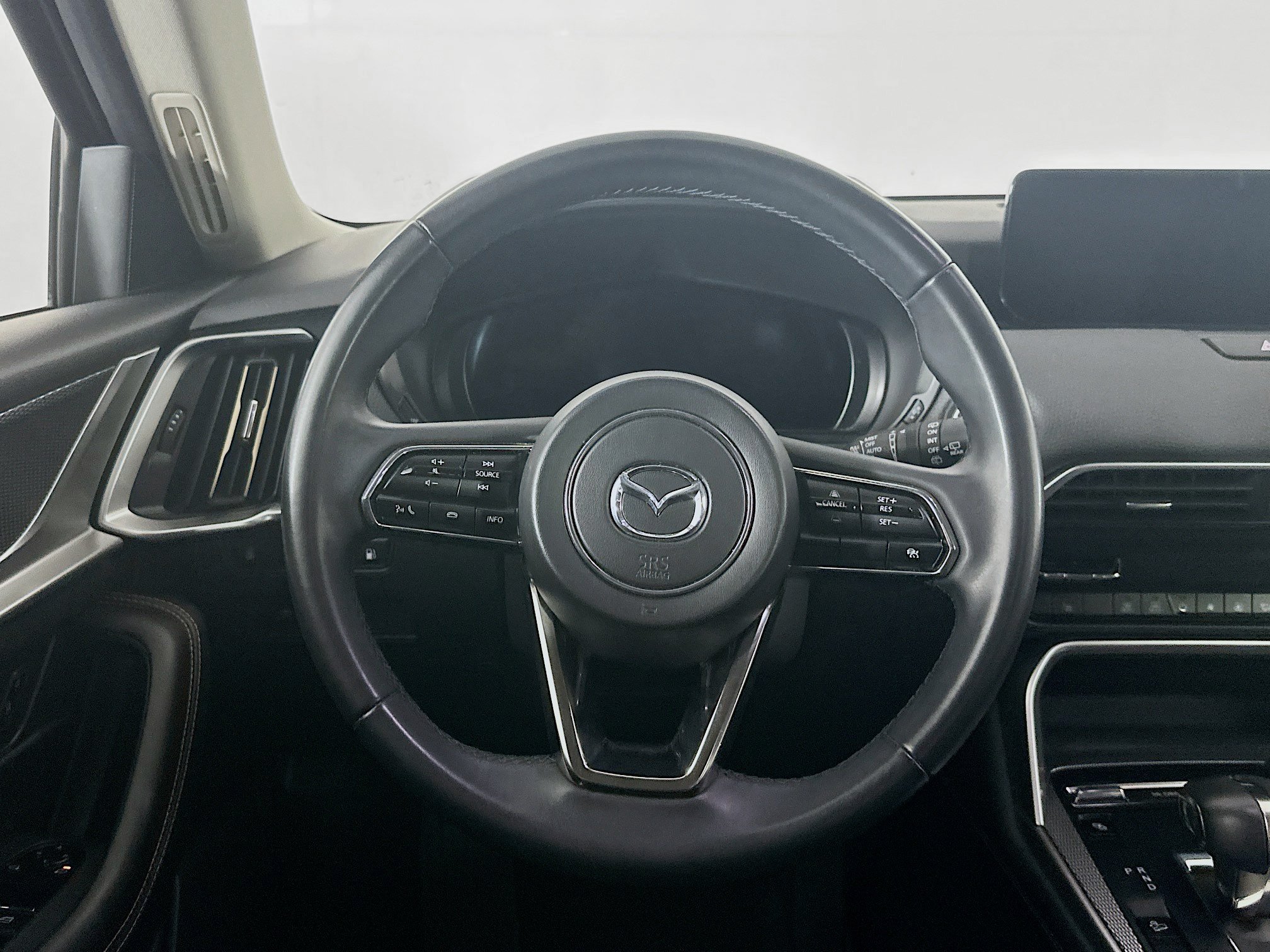 Used 2024 MAZDA CX-90 Plug-In Hybrid w/ Preferred AWD/4WD image 18