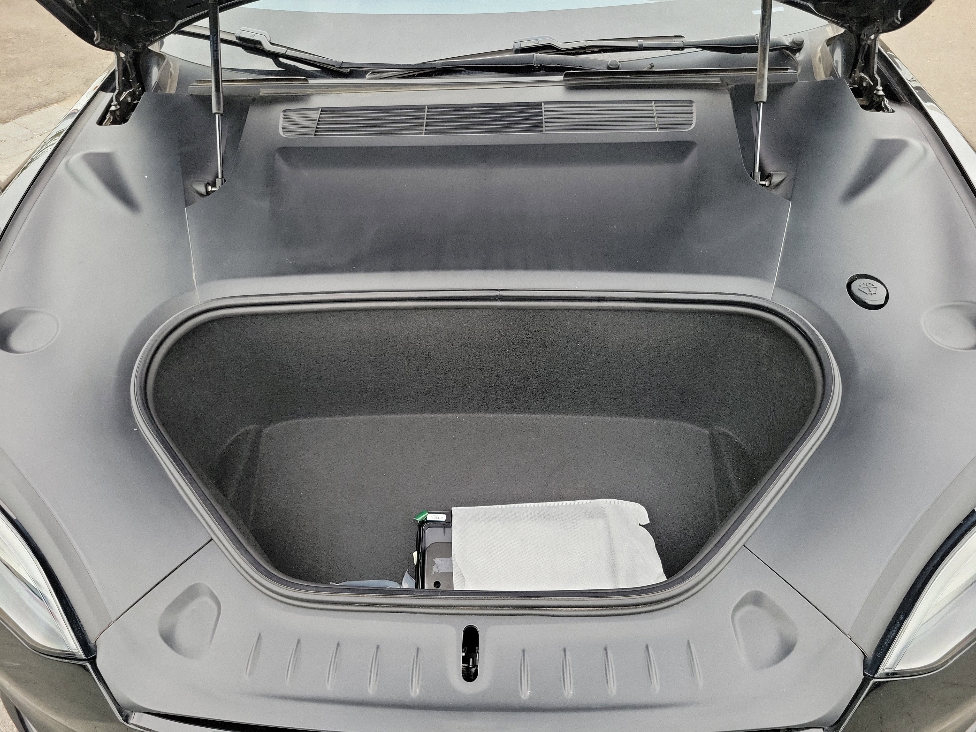 Used 2024 Tesla Model S Plaid image 26