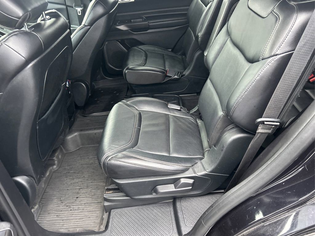 Used 2020 Ford Explorer ST w/ ST High-Performance Pack image 21