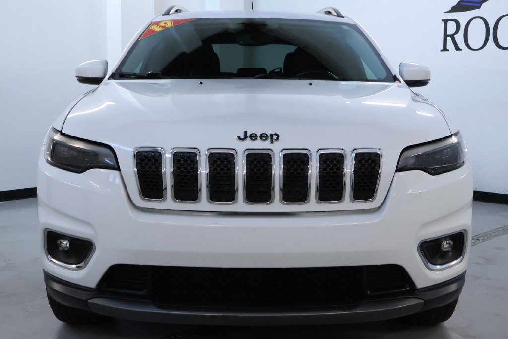 Used 2019 Jeep Cherokee Limited AWD/4WD image 3