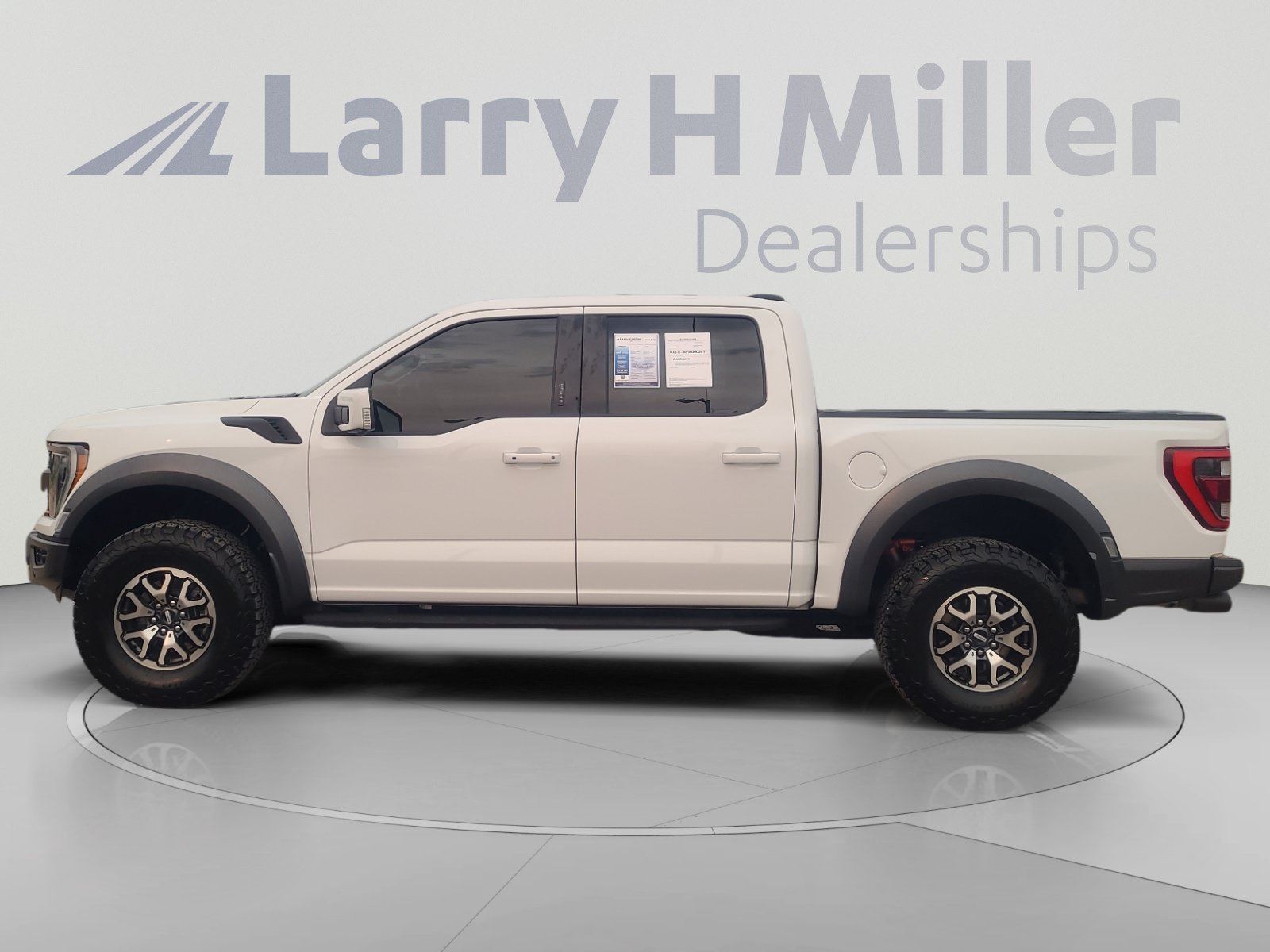 Used 2022 Ford F150 Raptor w/ Equipment Group 801A High AWD/4WD image 2