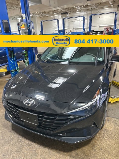 Used 2023 Hyundai Elantra SEL w/ Convenience Package