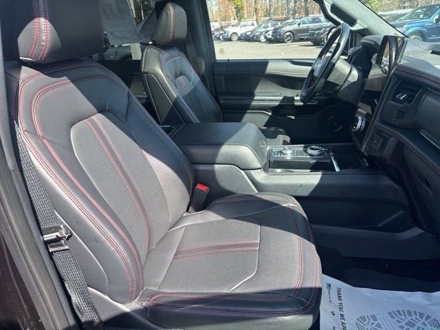 Used 2024 Ford Expedition Limited image 11