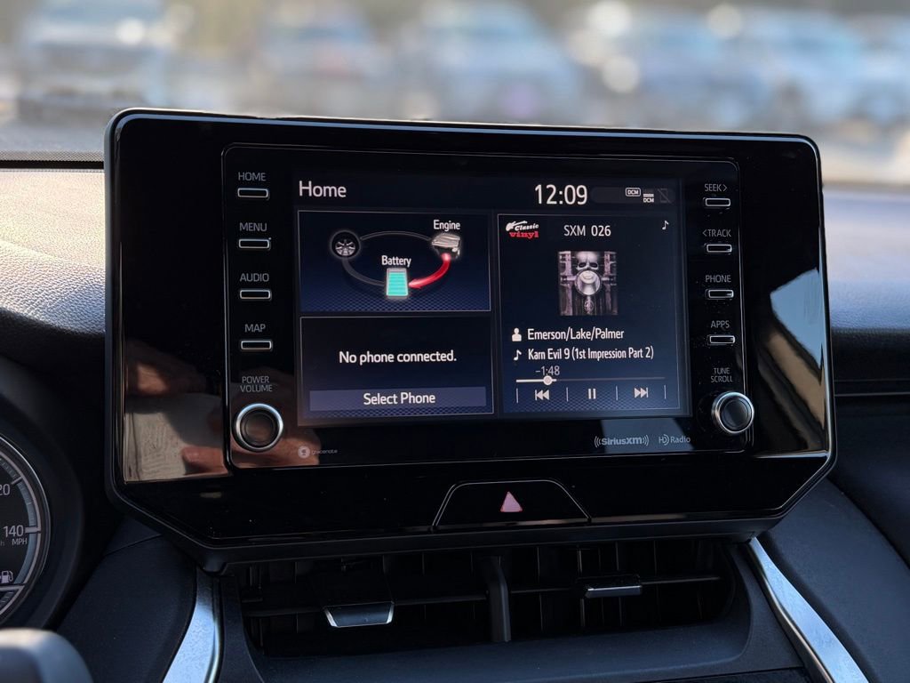 Used 2022 Toyota Venza XLE image 12