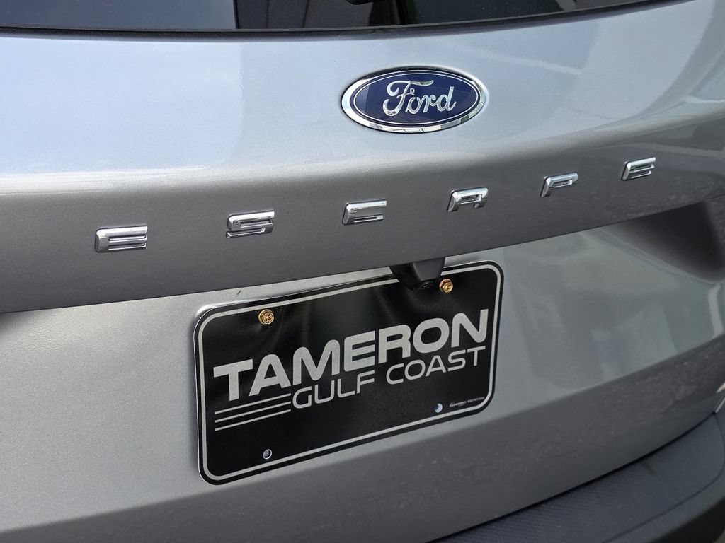 Used 2024 Ford Escape Active w/ Cold Weather Package FWD image 32