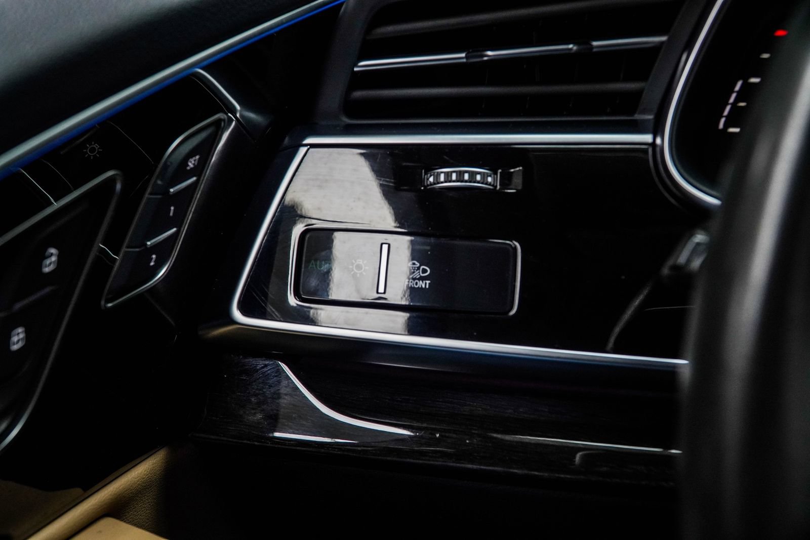 Used 2024 Audi Q7 3.0T Prestige AWD/4WD image 37