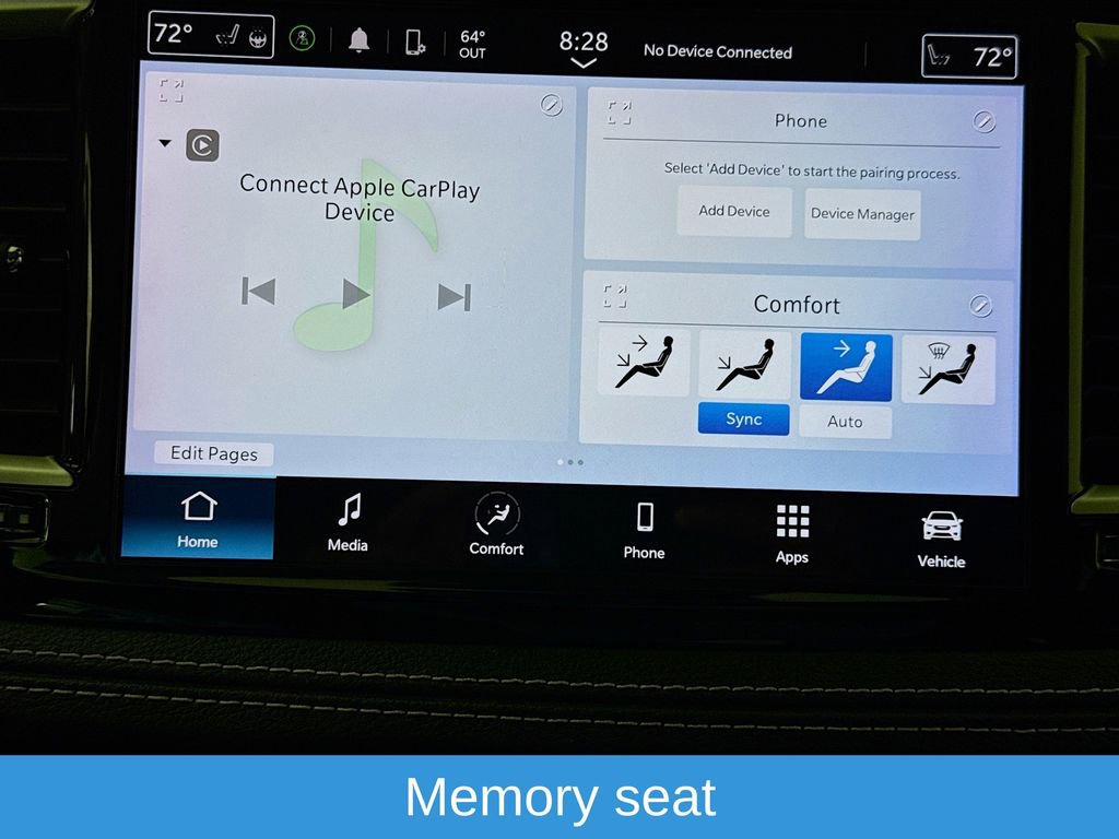 Used 2023 Chrysler Pacifica Touring-L image 17