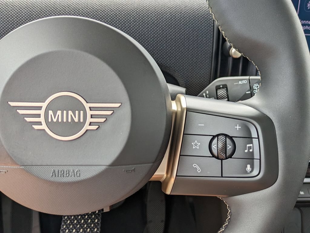 New 2025 MINI Cooper S FWD image 18