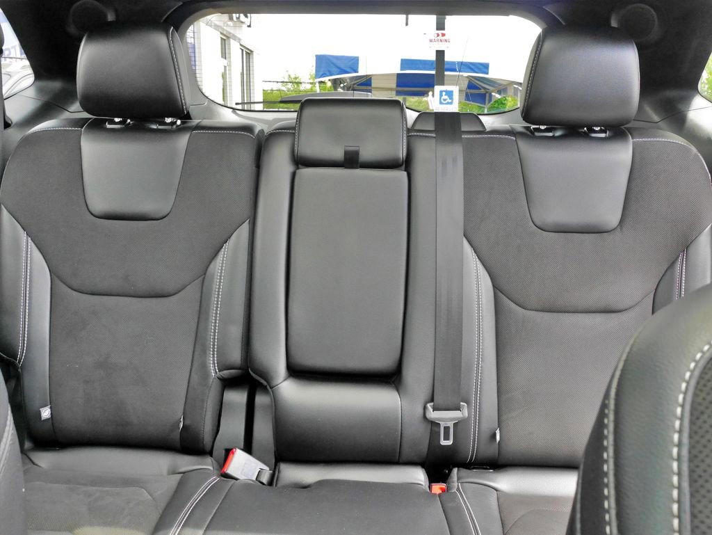 Used 2020 Ford Edge ST w/ Equipment Group 401A AWD/4WD image 33