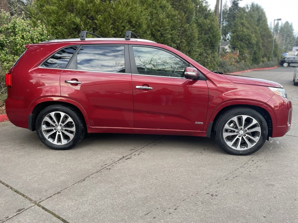 Used 2014 Kia Sorento SX w/ 3rd Row Package image 3