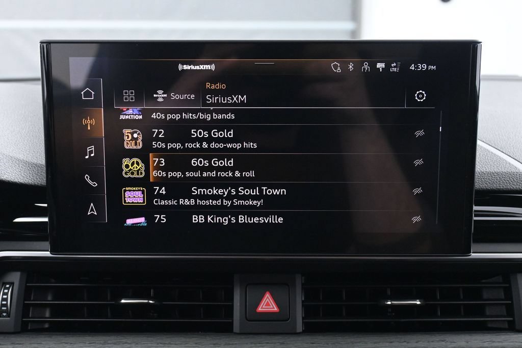 Used 2022 Audi A4 2.0T Premium Plus AWD/4WD image 28