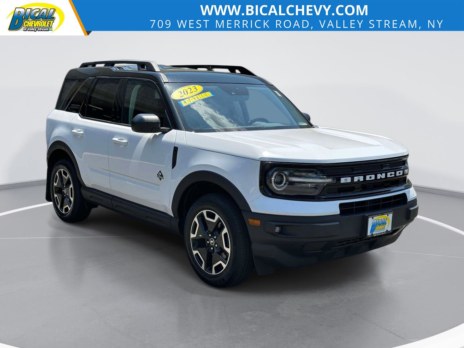 Used 2023 Ford Bronco Sport Outer Banks AWD/4WD image 1