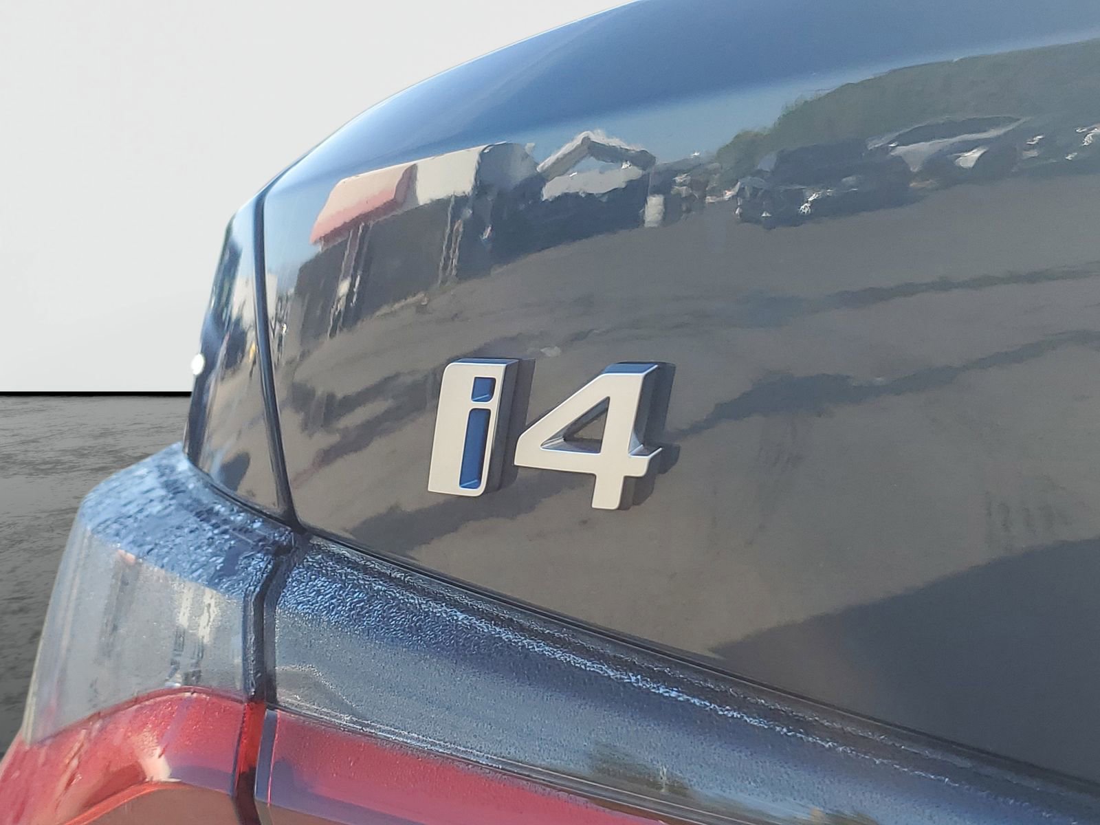 Used 2023 BMW i4 eDrive40 w/ Premium Package image 6