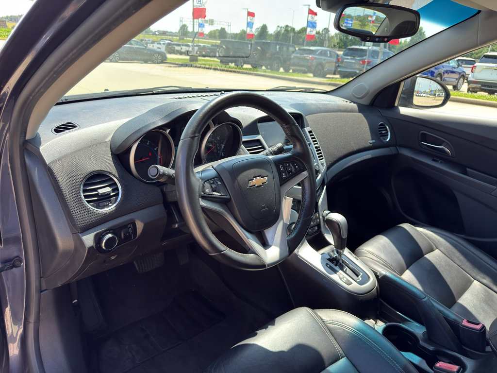 Used 2013 Chevrolet Cruze LT FWD image 9