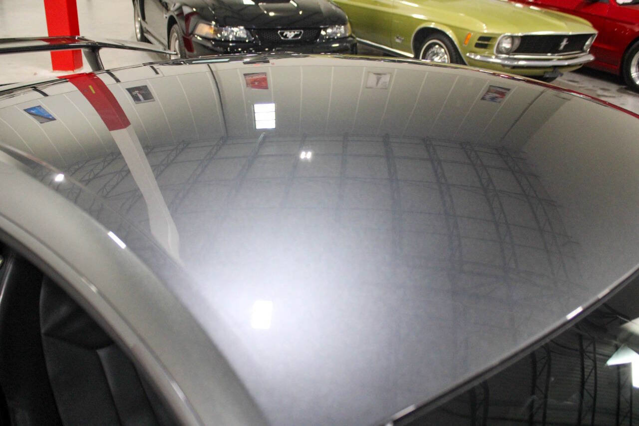 Used 2017 Audi R8 V10 w/ Carbon Exterior Package image 19