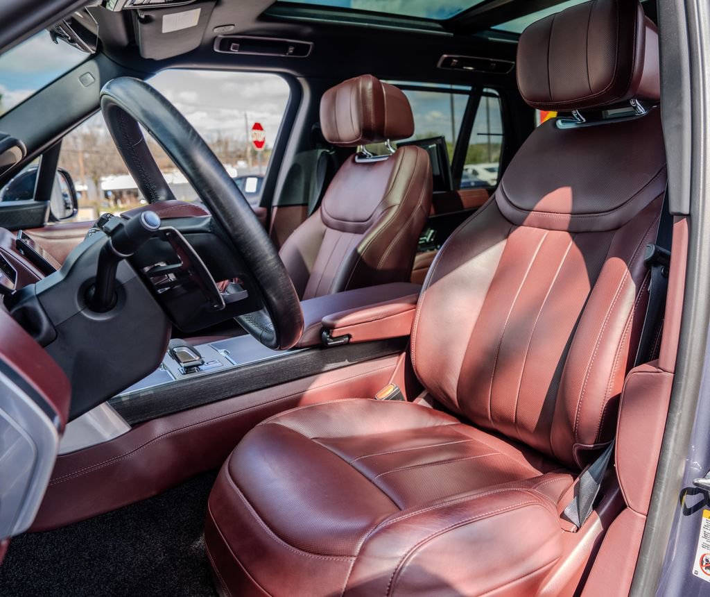 Used 2024 Land Rover Range Rover Autobiography image 19