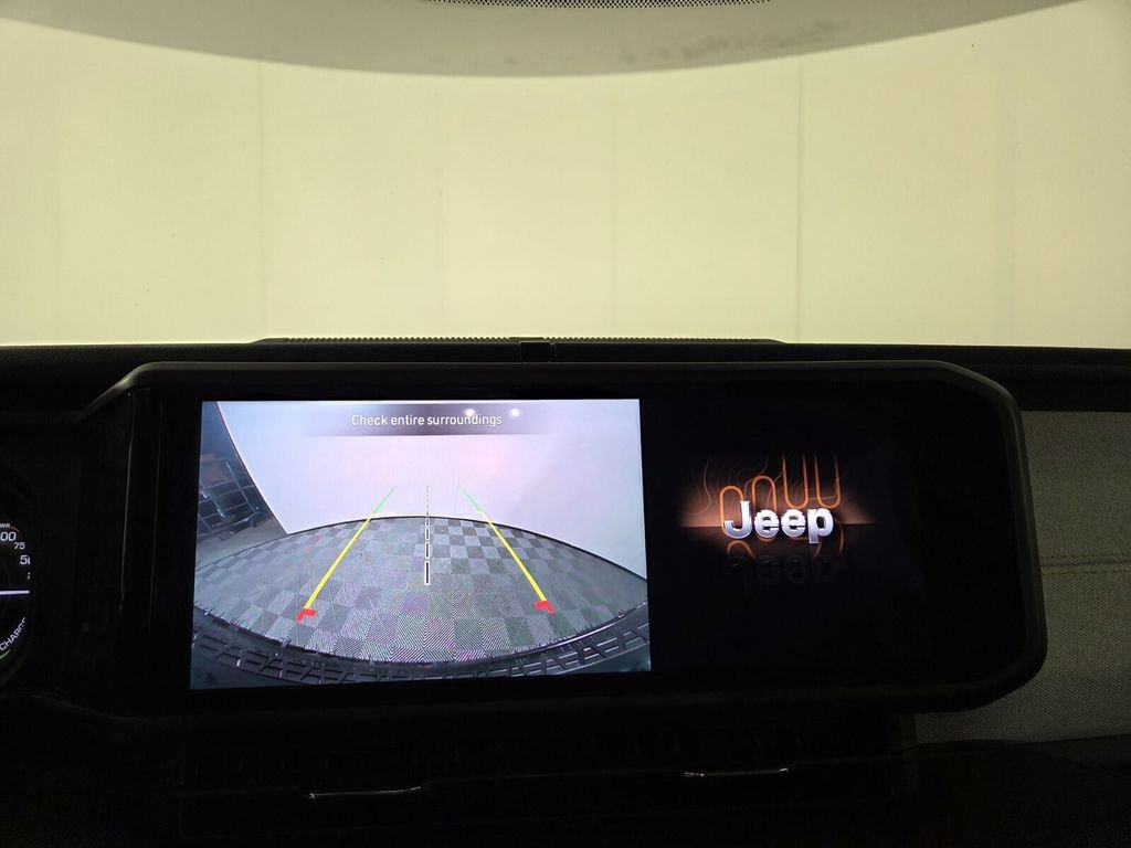 Certified 2025 Jeep Wrangler Willys image 22