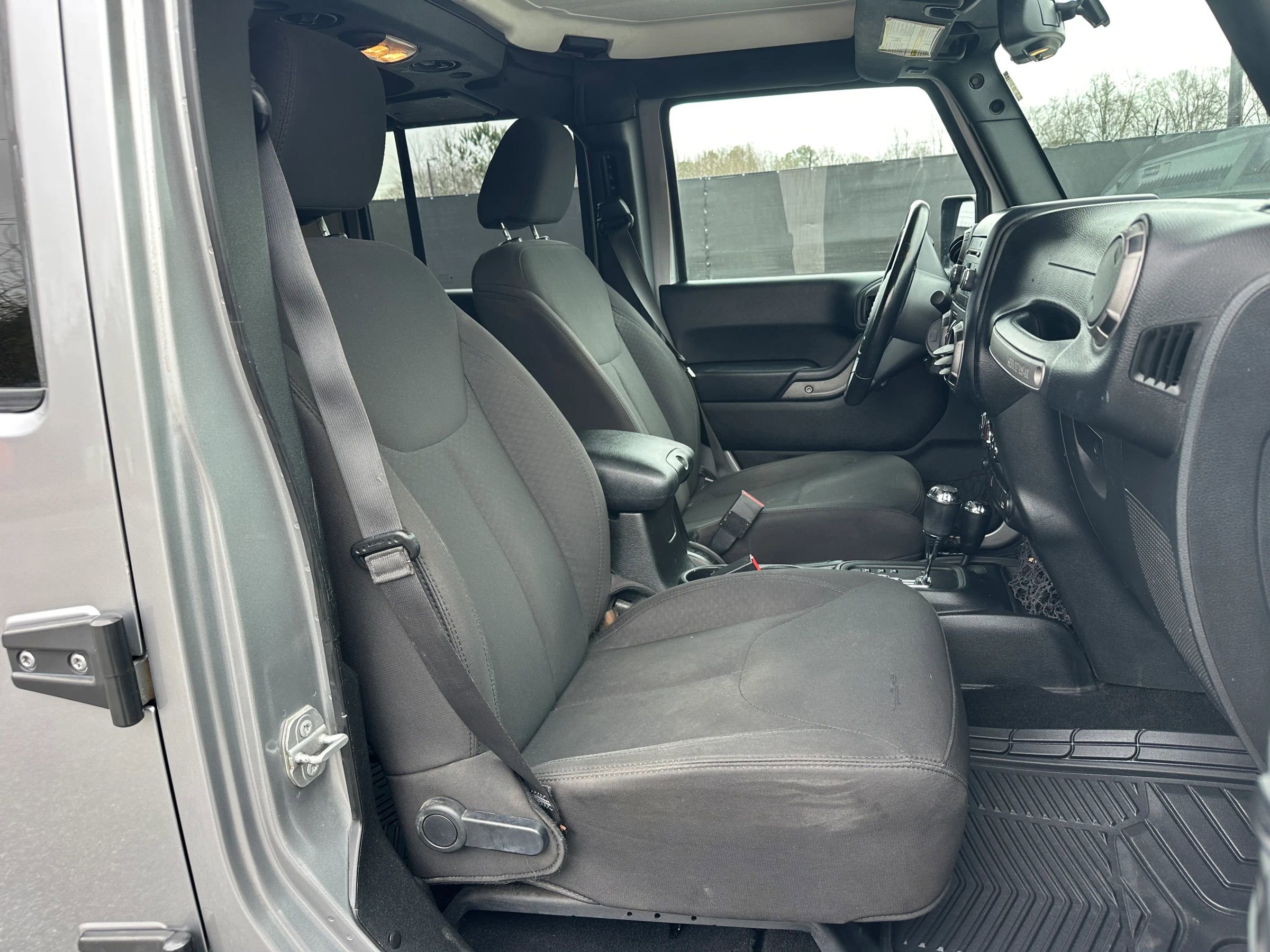 Used 2017 Jeep Wrangler Unlimited Sport w/ Quick Order Package 24S image 10