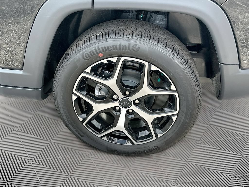 New 2026 Jeep Compass Limited AWD/4WD image 37