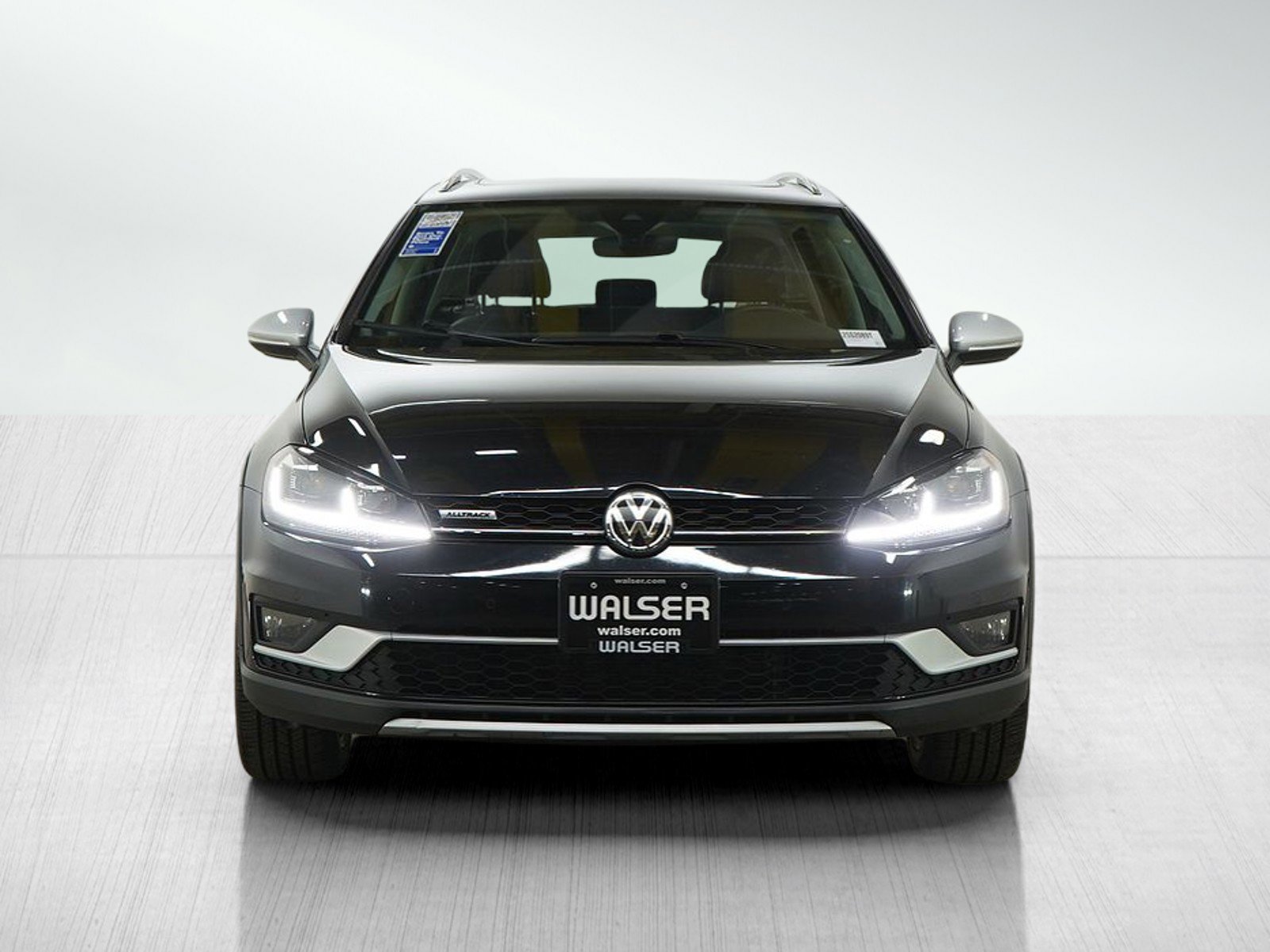 Used 2019 Volkswagen Golf Alltrack SEL image 8