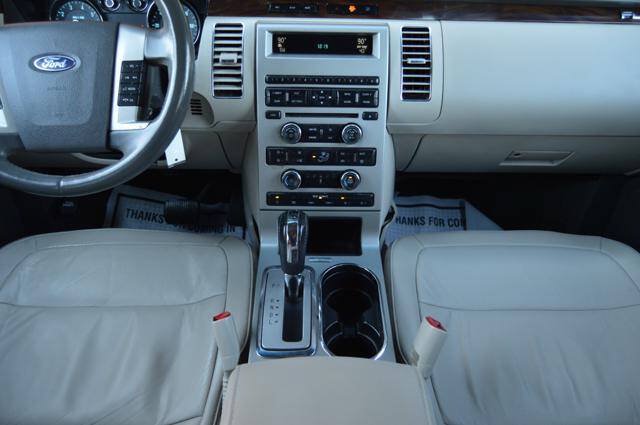 Used 2012 Ford Flex SEL w/ Equipment Group Order Code FWD image 22