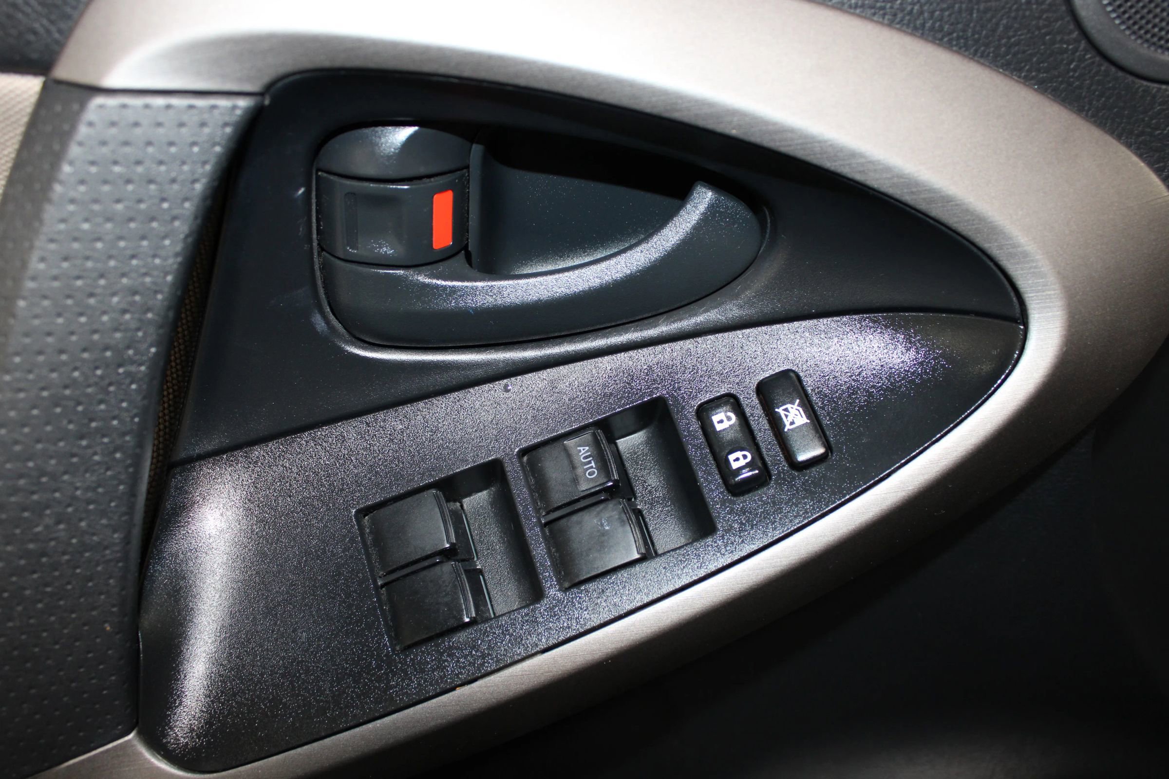 Used 2008 Toyota RAV4 2WD image 9