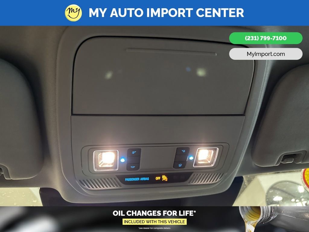 Used 2022 Ford Explorer XLT w/ Equipment Group 202A image 7