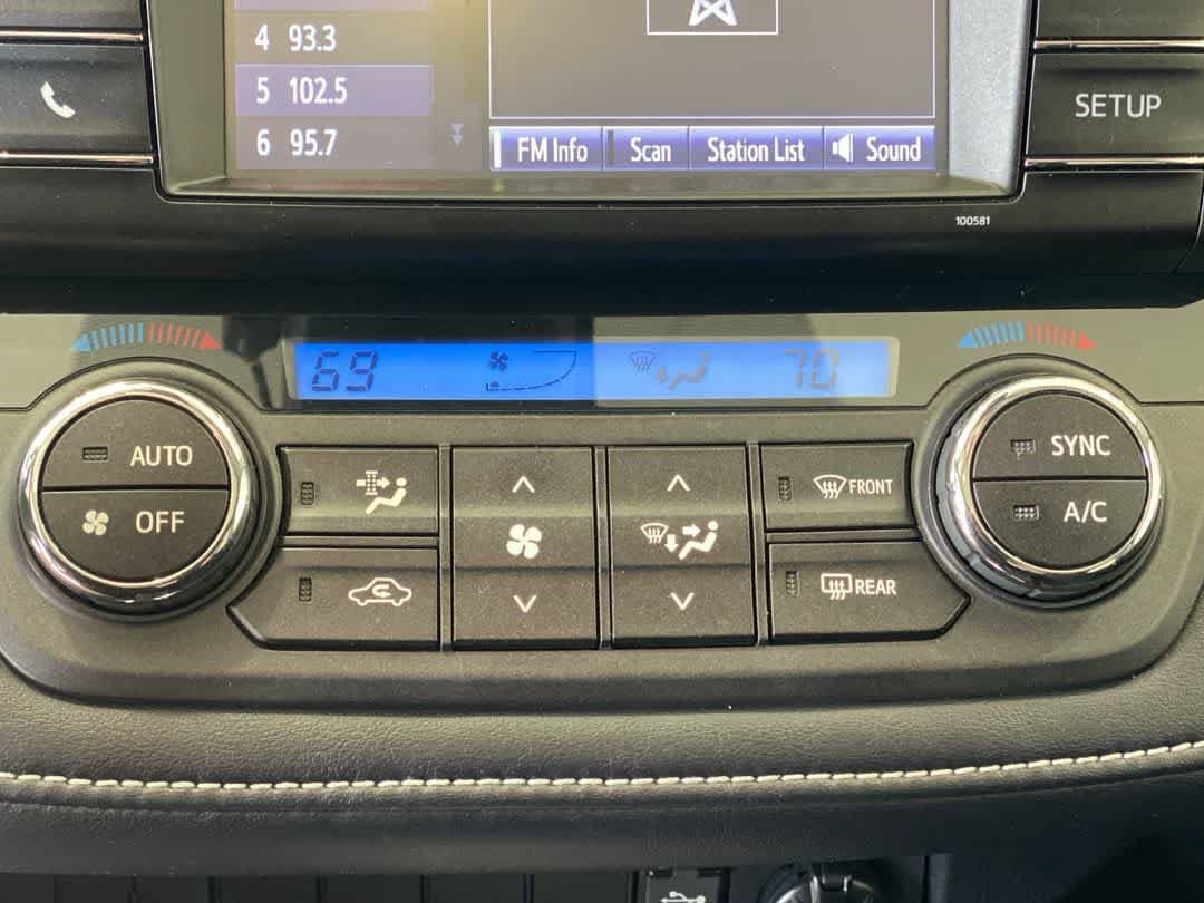 Used 2018 Toyota RAV4 XLE AWD/4WD image 21