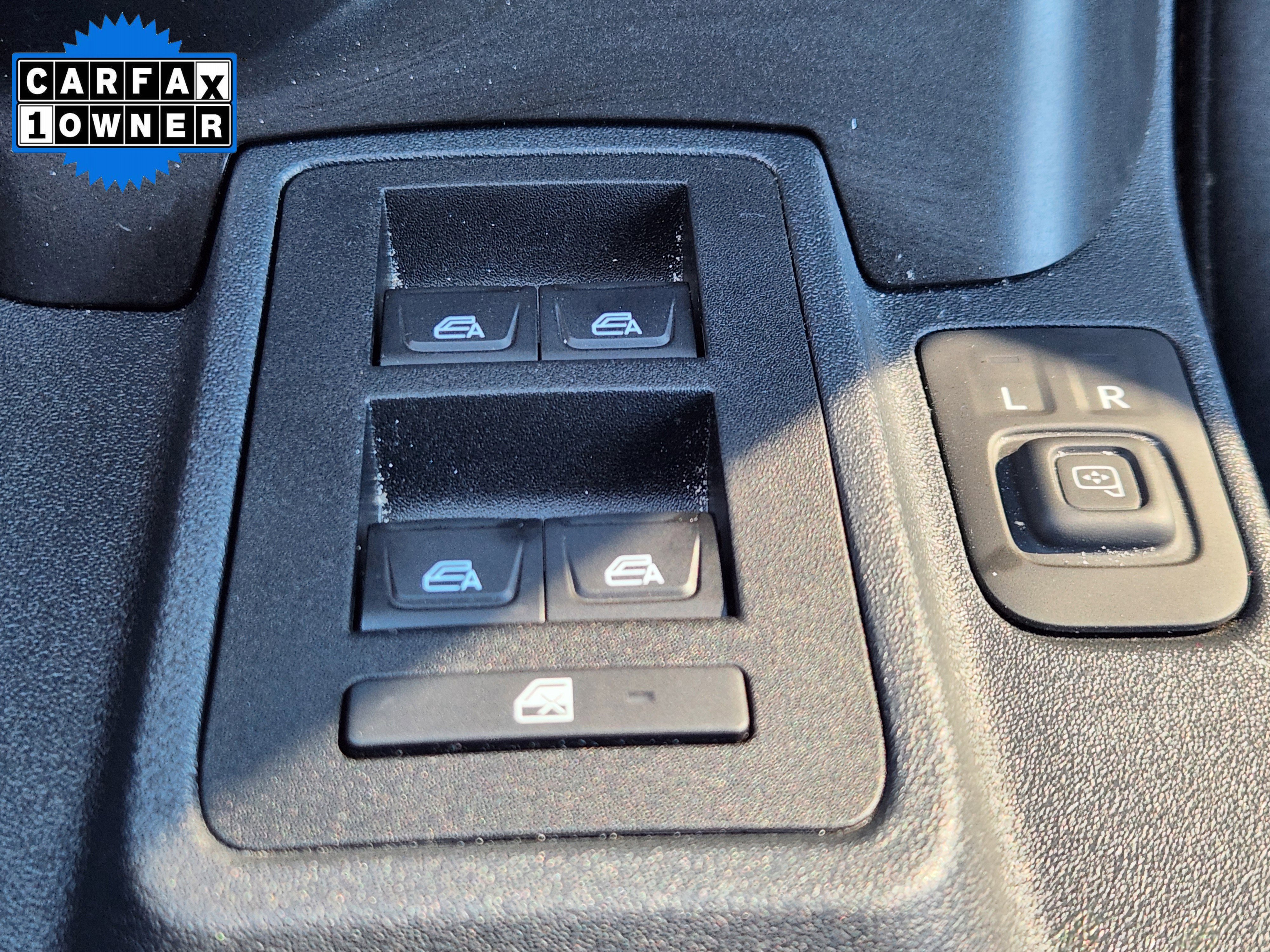 Used 2023 Ford Bronco Badlands image 23