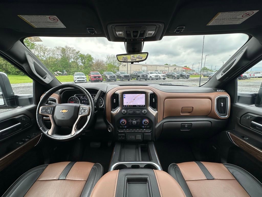 Used 2022 Chevrolet Silverado 3500 High Country AWD/4WD image 9