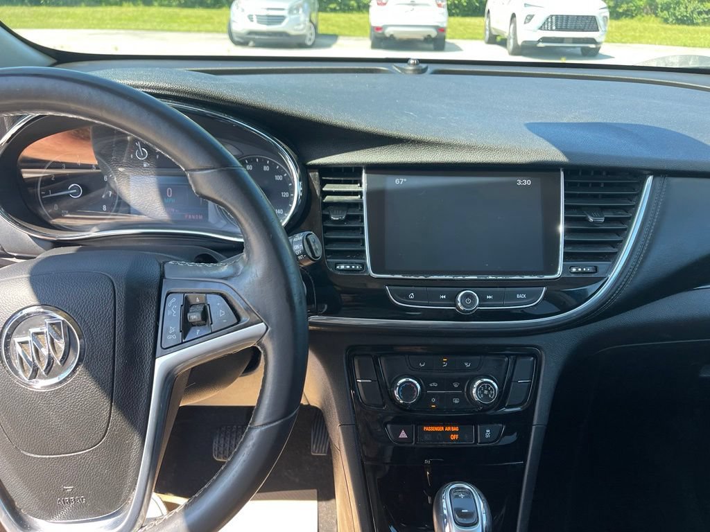 Used 2020 Buick Encore Preferred FWD image 11