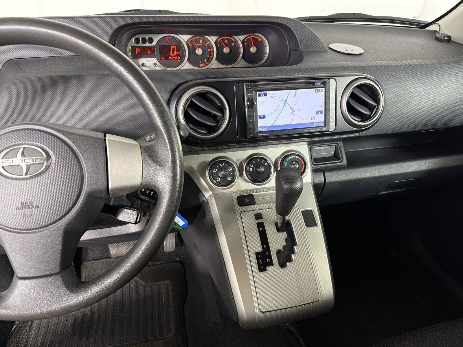 Used 2009 Scion xB FWD image 24
