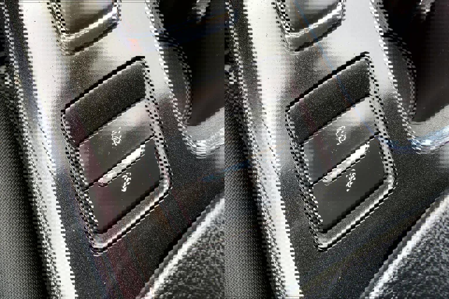 Used 2019 Ford Fusion SE image 30