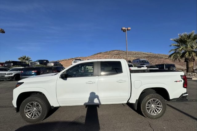 Used 2023 Chevrolet Colorado LT w/ LT Convenience Package II image 2