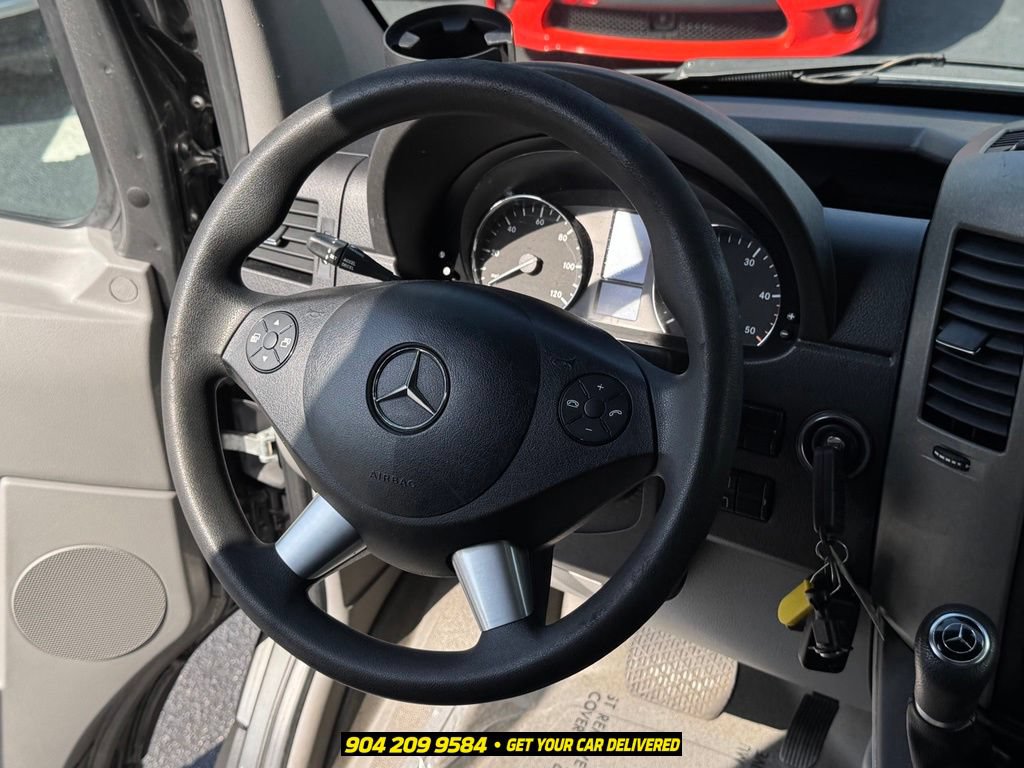 Used 2018 Mercedes-Benz Sprinter 2500 image 14