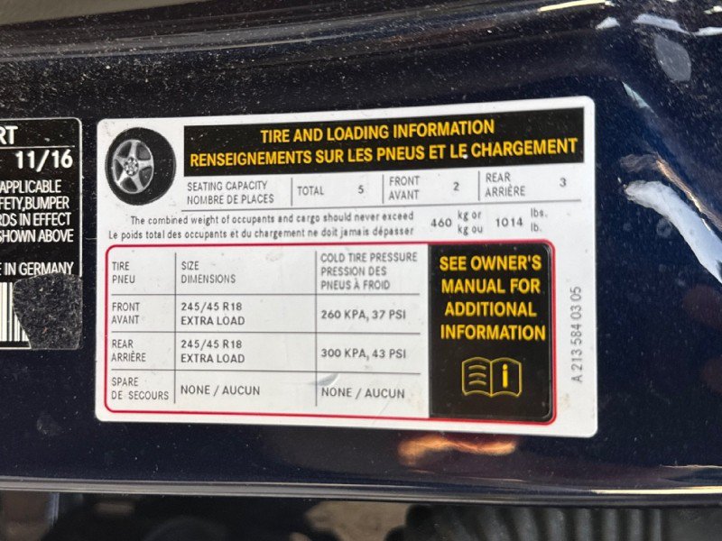 Used 2017 Mercedes-Benz E 300 4MATIC image 6