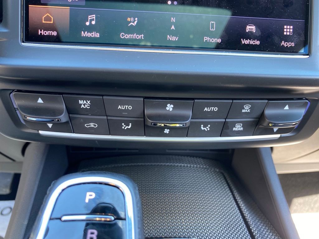 Used 2023 Maserati Levante GT image 35