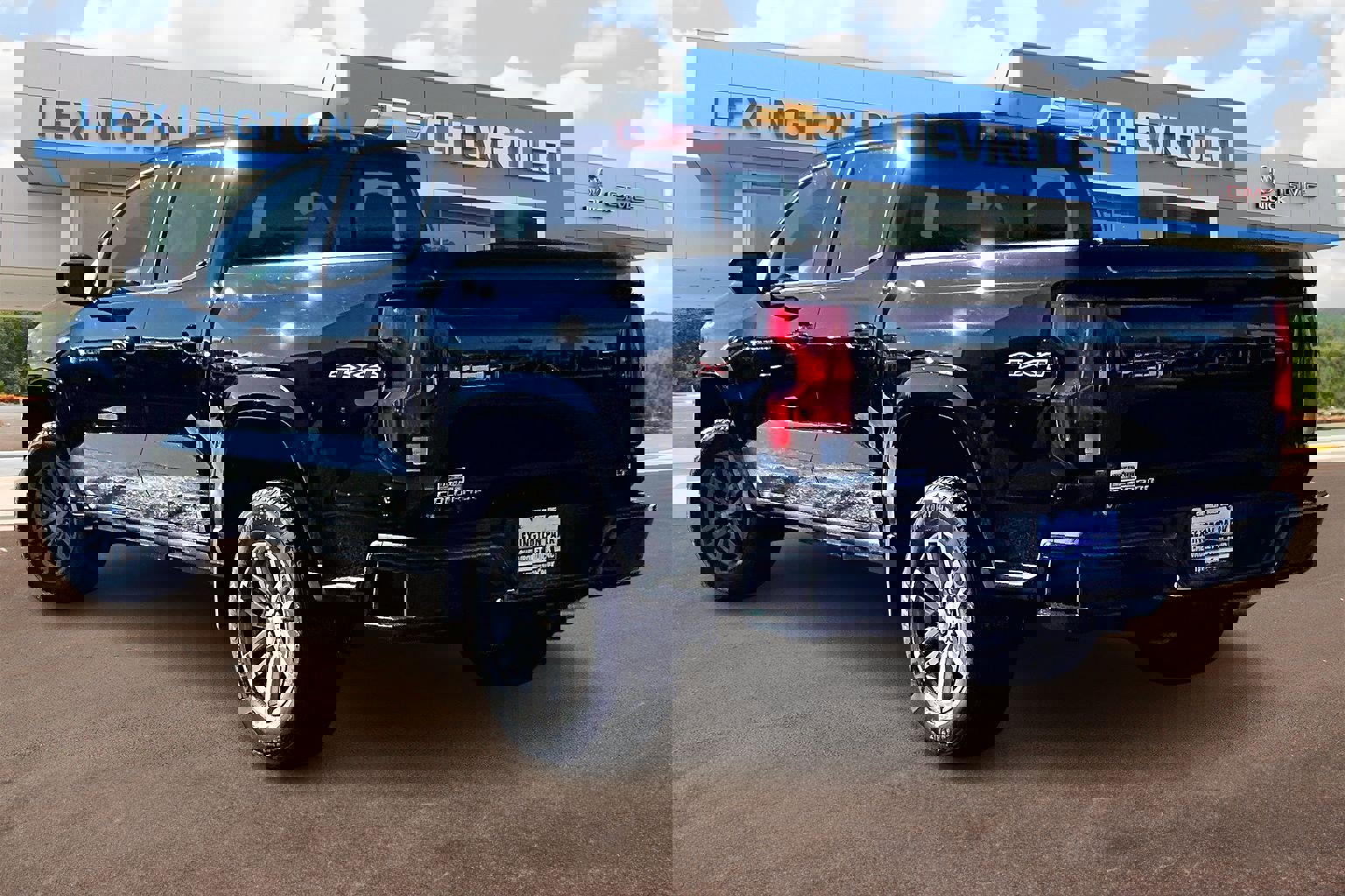 Used 2024 Chevrolet Colorado LT w/ LT Convenience Package video 2